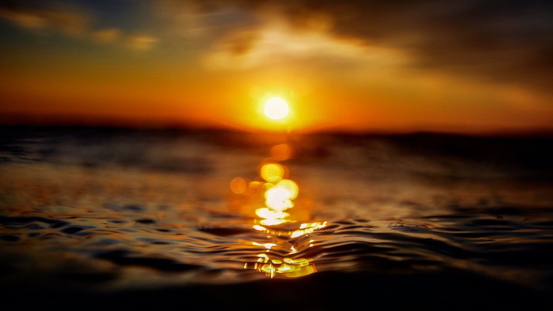 purity, sunset, motion, sky, beauty in nature, ocean, close-up, no people, sun, outdoors, orb, surface level, rippled, cornwall, nature, 4K, sea, reflection