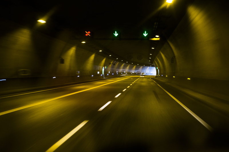 tunnel, the way forward, no people, way, dividing line, speed, symbol, lighting equipment, multiple lane highway, motion, street, tunel, night, illuminated
