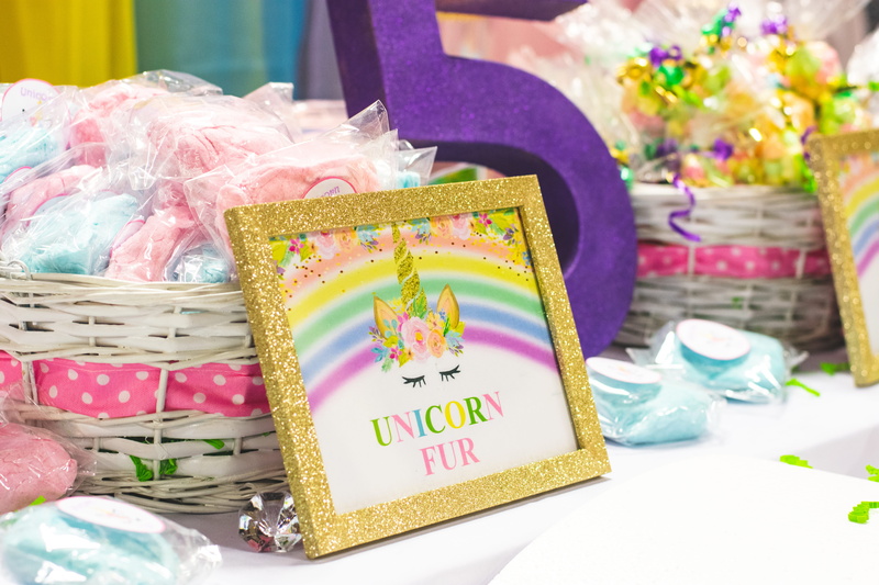 5K, container, multi colored, no people, close-up, little, communication, color, box, frame, basket, colorful, bag, baskets, fun, party, still life, giveaways