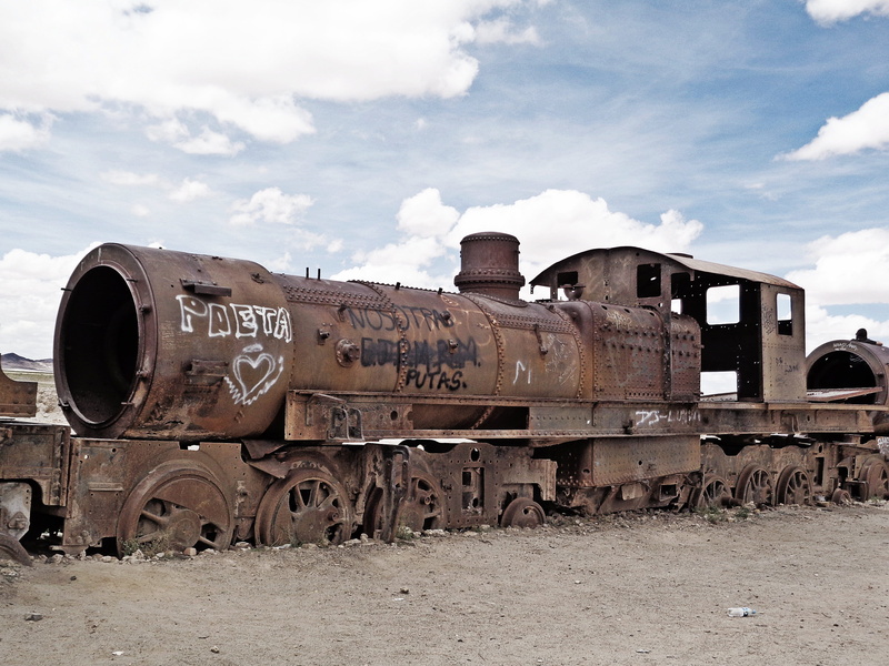 nature, railroad track, damaged, bolivia, rail transportation, day, deterioration, run-down, 4K, cloud - sky, de, salar, pollution, train - vehicle, uyuni