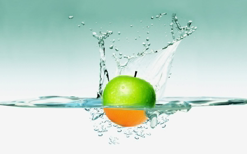 healthy eating, falling, drink, food and drink, motion, indoors, food, studio shot, Apple, sinking, apple - fruit, splashing, purity, impact