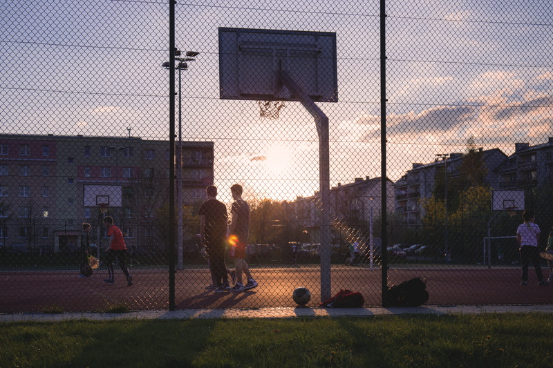 sunset, basketball - sport, kid, golden, leisure activity, 5K, playing, basketball, men, sport, competition, kids, nature, fence, play, child, group of people