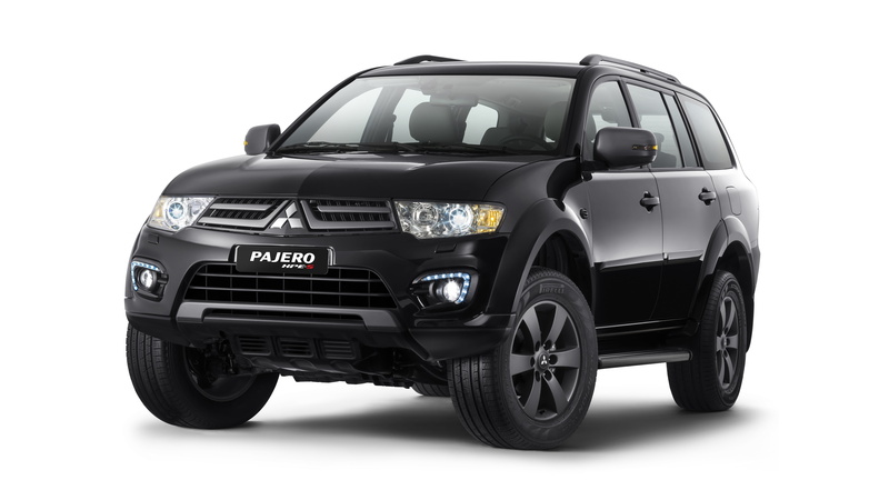 4x4, studio shot, motor vehicle, wheel, HPE-S, car, retro styled, no people, clear sky, 5K, indoors, front view, Mitsubishi, 2015, metal, toy, land vehicle