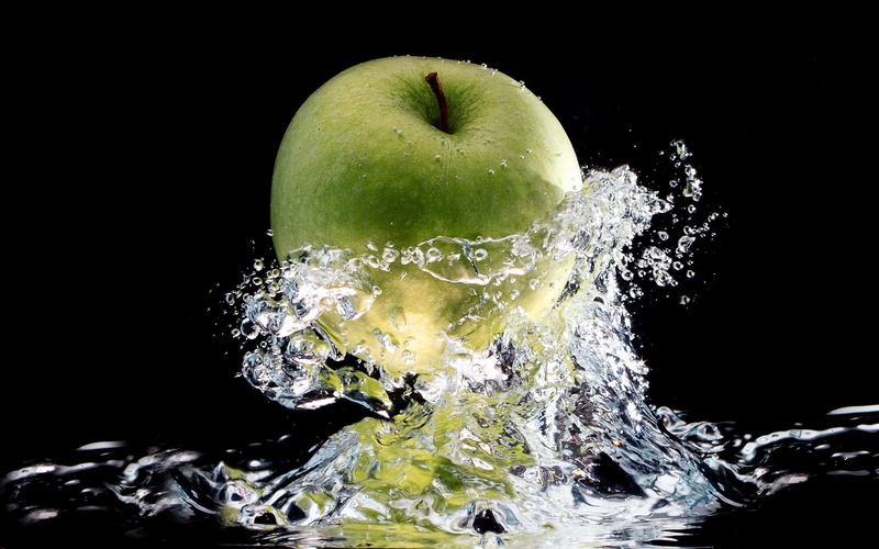purity, no People, red, drop, DROPS, close-up, green, healthy Eating, organic, apple - Fruit, food And Drink, indoors, drink, black Color, vegetarian Food