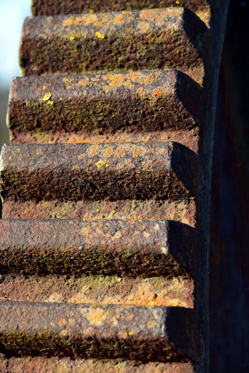 rusted, Old, close-up, metal part, Metal, focus on foreground, rusty, mechanics, day, force, no people, textured, architecture, weathered, Gear, pattern