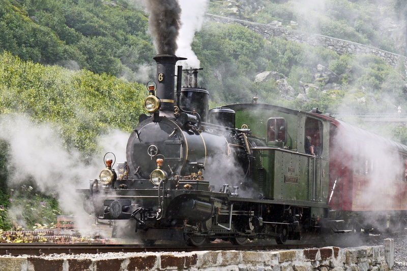 train - vehicle, day, steam locomotive, rail transportation, outdoors, transportation, composite triebwerk, steam railway, reach, motion, hiss, railway