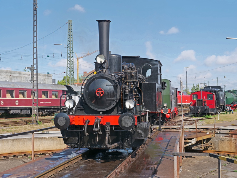 sunlight, nördlingen, rail transportation, exhibit, railroad track, oldtimer, steam train, small loco, tank locomotive, sky, steam locomotive, outdoors