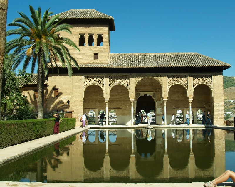 clear sky, generalife, tree, water, plant, building exterior, arches, palm tree, monument, outdoors, courtyard, alhambra, reflection, architecture, history