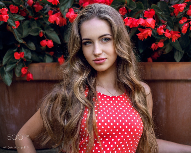 polka dot, beauty, body part, young women, 1080P, looking at camera, hairstyle, women, flower, beautiful woman, flowering plant, nature, red, 500px, young adult