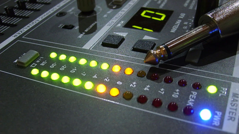 control, close-up, mixing, communication, indoors, in a row, control panel, electronics industry, 2K, mixing consoles, studio, music, sound recording equipment