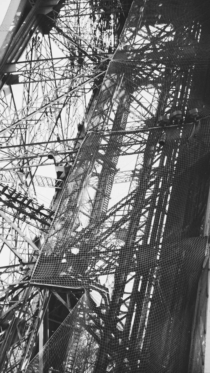 building exterior, industry, no people, spoke, construction industry, power plant, complexity, ferris wheel, paris, building, metal, tree, built structure