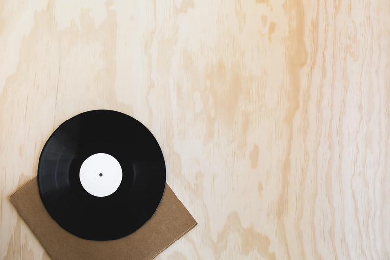 electronics, 5K, directly above, plywood, dvd, black, circle, appliance, ipod, music, rug, label, wood, shape, retro styled, hardwood, arts culture and entertainment