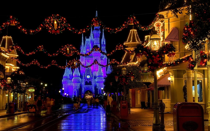 Christmas Ornaments, tree, decoration, city, Christmas, Castle, building exterior, 1080P, lighting equipment, christmas ornament, outdoors, celebration