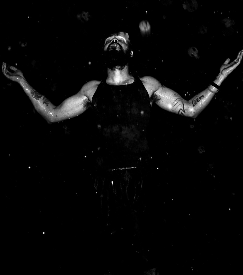 grayscale, underwater, weather, young adult, front view, nature, water, dark, human arm, sport night, water drop, muscular, body, raindrop, one person