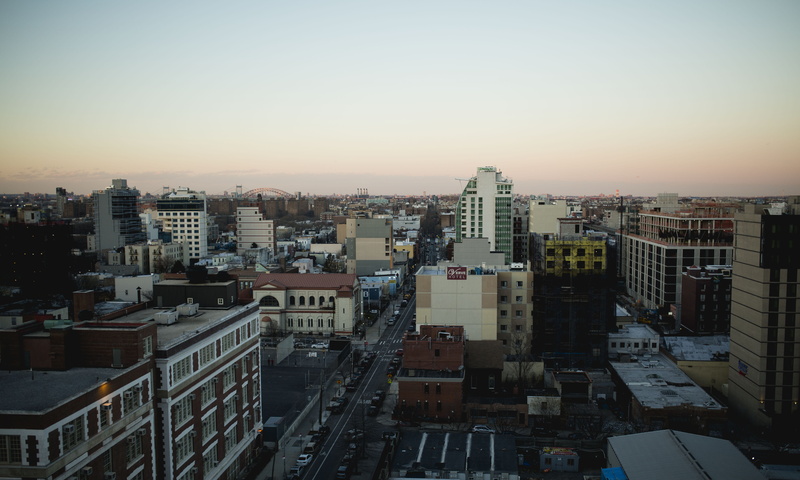streetdreams, united states, copy space, office building exterior, queens, outdoors, settlement, tall - high, architecture, built structure, residential district