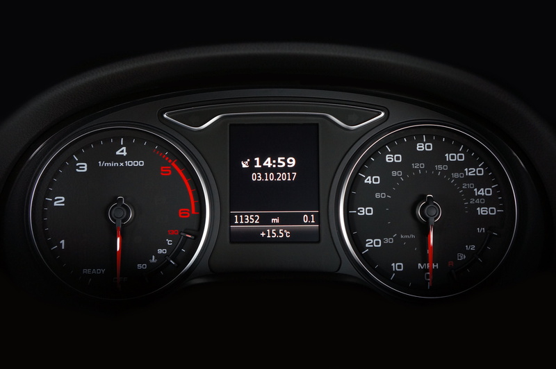 modern, indicator, power, no people, interior, car, measurement, meter, electronic, fast, panel, control, fuel, luxury, symbol, display, measure, drive