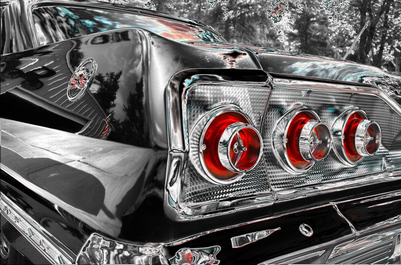 chrome, classic, land Vehicle, antique, near, metal, no people, silver colored, reflection, outdoors, vintage car, red, old, motor vehicle, car, ss, transportation