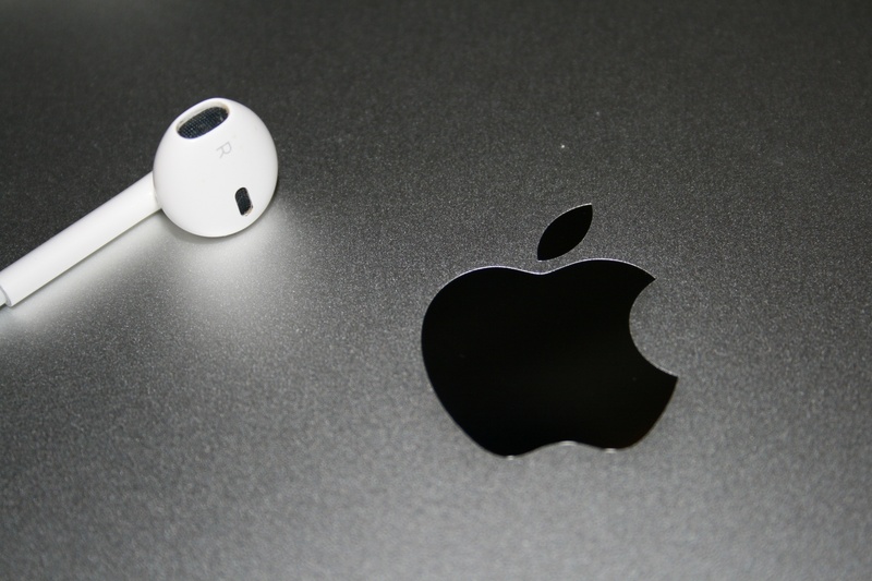 arts culture and entertainment, apple, music, black color, high angle view, focus on foreground, leisure games, gambling, headphones, table, volume, indoors