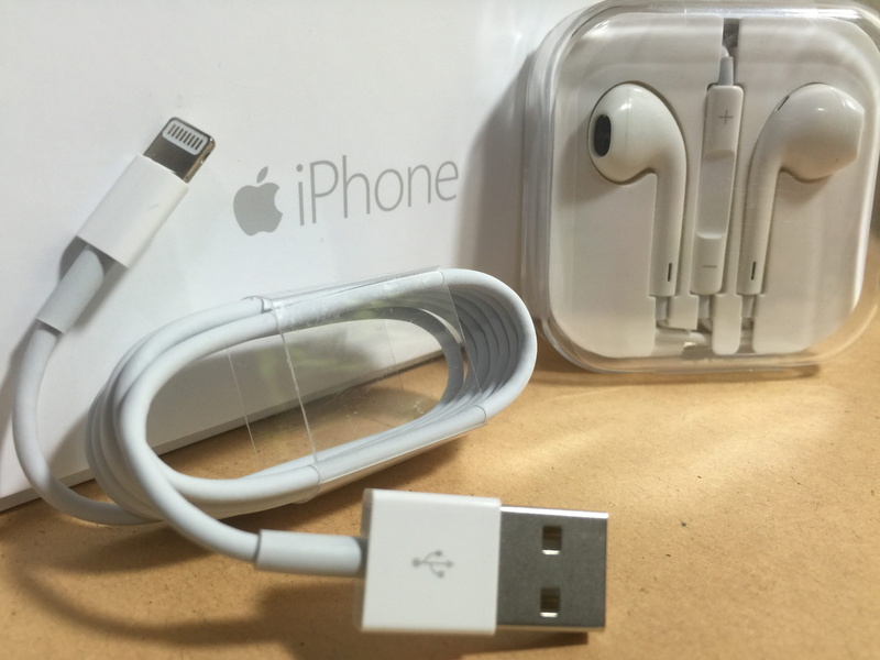 no people, white color, communication, electricity, technology, electric plug, western script, connection, outlet, power supply, appliance, Products, apple products