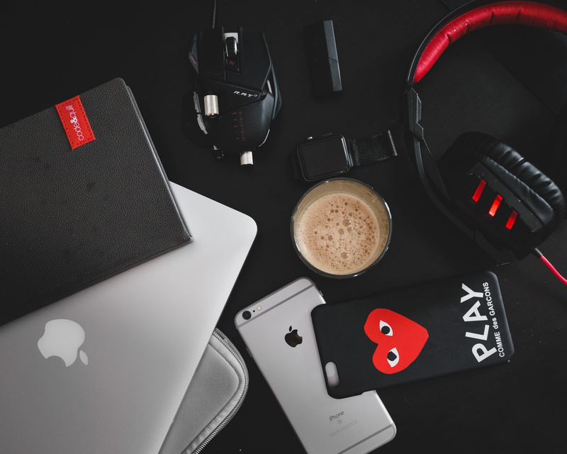 gaming, mug, technology, iphone, electronic, space, silver, refreshment, office, table, indoors, wireless technology, headphones, workspace, apple, communication