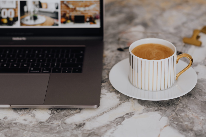 coffee, tea cup, refreshment, coffee - drink, workplace, keyboard, workspace, laptop, cup, cup of coffee, marble, computer, wireless technology, macbook pro