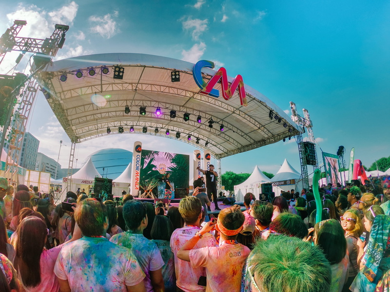 musicians, people, wear, built structure, go pro, colorful, large group of people, after party, day, photography, cm, gopro, live performance, lifestyles
