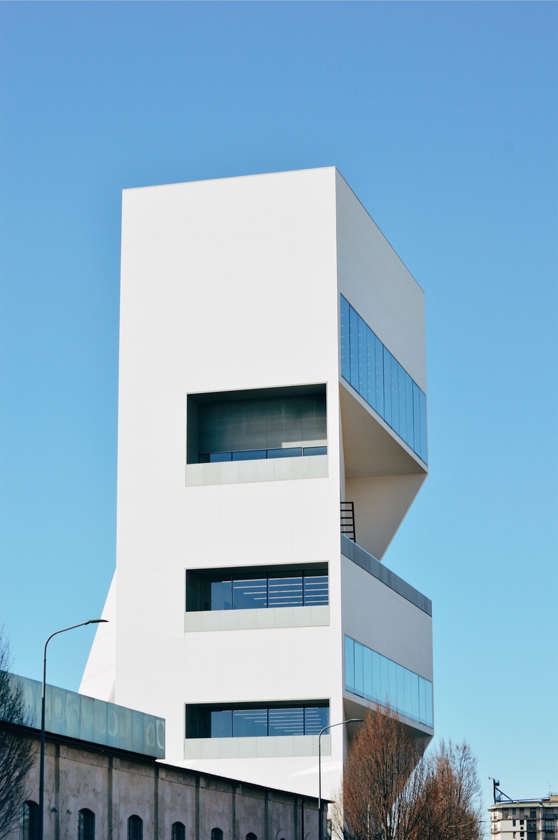housing, window, concrete, 4K, copy space, no people, sky, built structure, clear sky, control tower, condo, white color, office building exterior, city