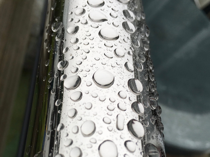 shiny, indoors, window, backgrounds, wet, no people, selective focus, drop, pipe, refreshment, raindrop, Water, full frame, Stainless, liquid, Metal, focus on foreground
