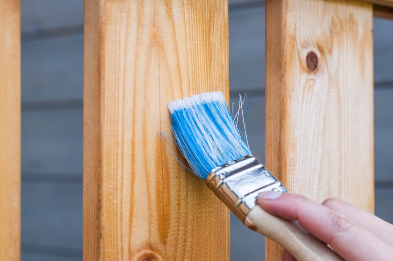 outdoor, plank, dusting, people, deck, protection, home interior, floor, wood, natural, decking, patio, household, lifestyles, broom, 4K, house, home improvement