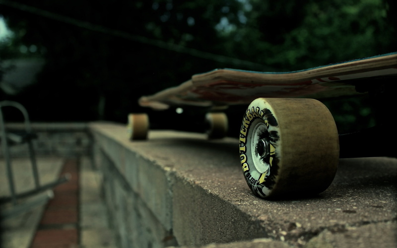 railing, real people, architecture, brown, one person, day, photography, human body part, nature, unrecognizable person, outdoors, 2K, close-up, longboard