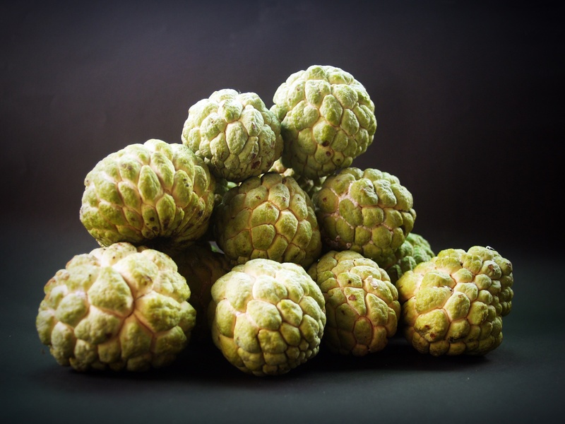 thailand, minerals, studio shot, plump, healthy eating, strange, nutrition, wellbeing, ripening, apple, tempting, green color, custard, custard apple, food