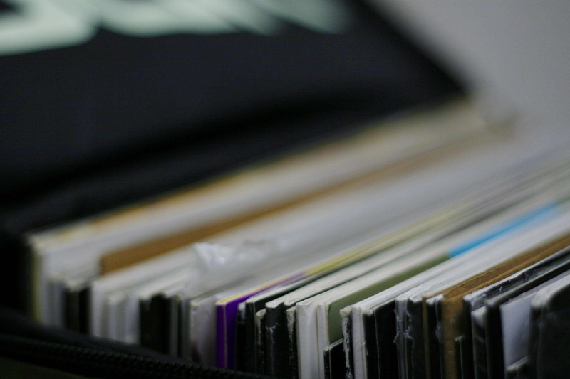 in a row, abundance, selective focus, vinyl, sleeve, shelf, focus on foreground, musical instrument, deejay, 2K, udg, arts culture and entertainment, music