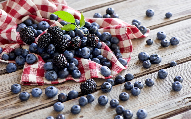 Wood, Berries, 1080P, Blueberries, Blackberries, Board