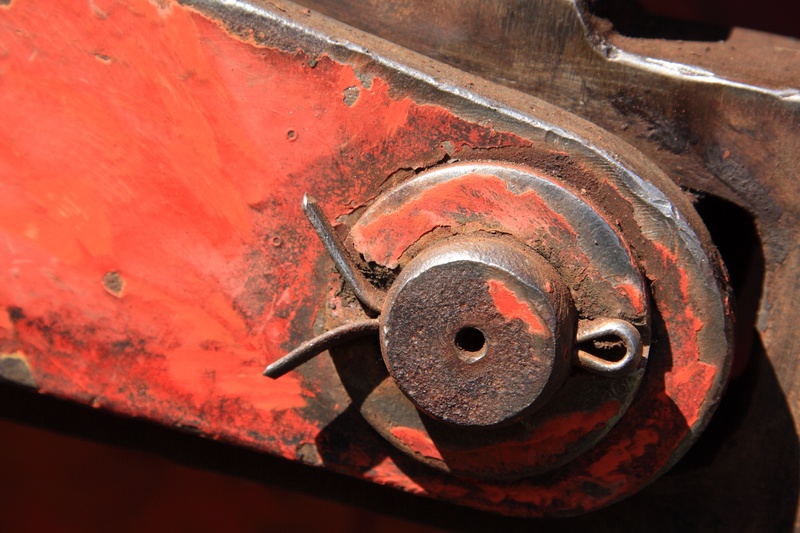 metal, bolt, germany, backgrounds, lock, day, locomotive, steam, coupling, damaged, abandoned, no people, hermekeil, outdoors, close-up, obsolete, connection
