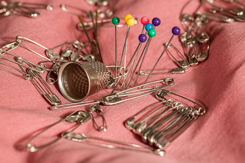 art and craft, prick, repair, no people, needle, studio shot, safety pins, mending, tablecloth, 5K, day, choice, close-up, haberdashery, creativity, silver
