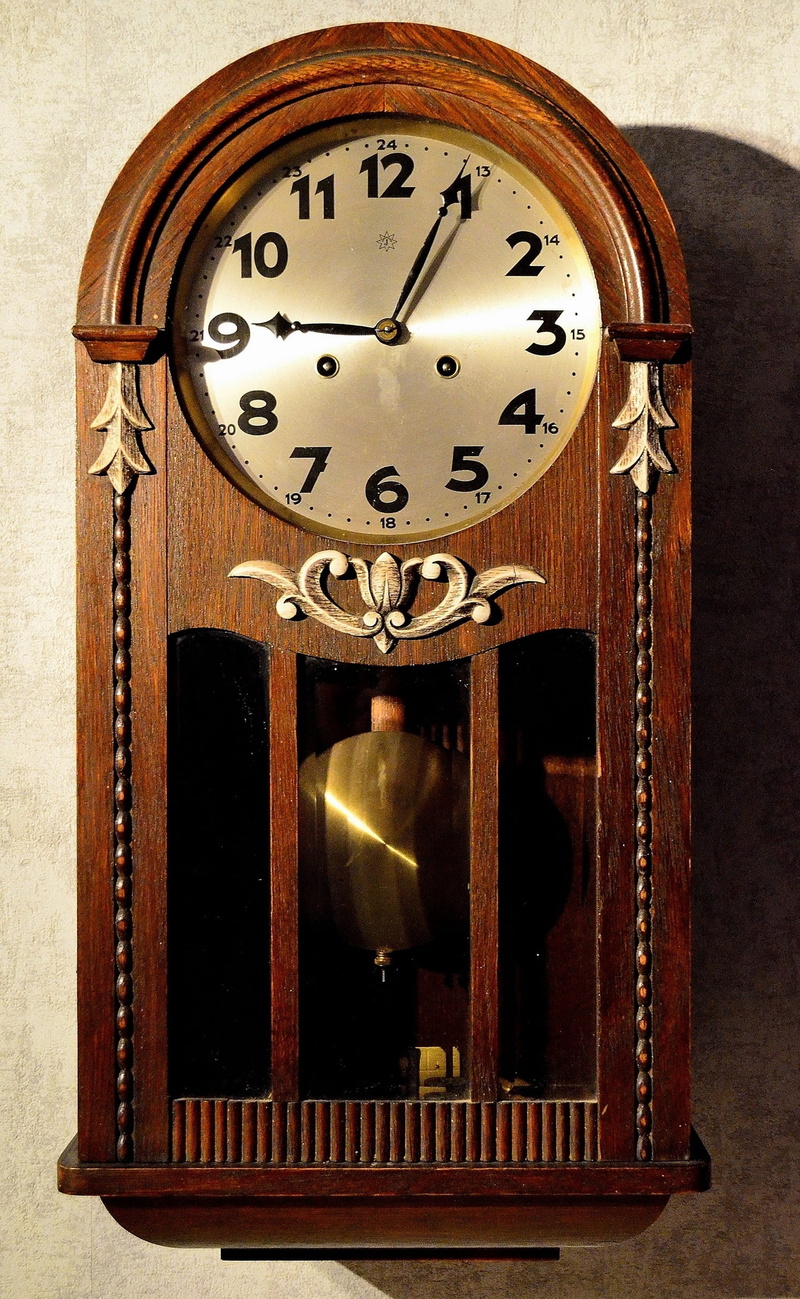 ornate, wood - material, timepiece, Antique, Wall Clock, instrument of time, time of, number, time, 1080P, burning, wall - building feature, metal, single object