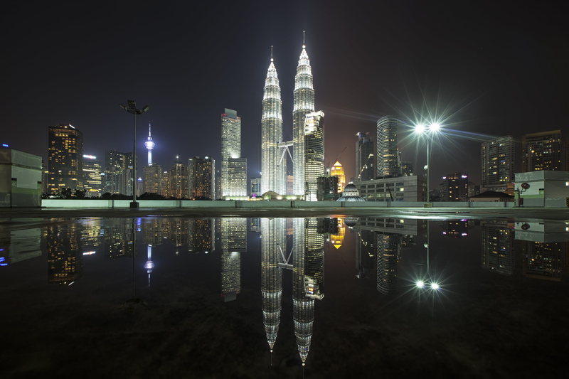 tower, no people, building, modern, night, nighttime, reflection, water, outdoors, urban, travel destinations, 5K, office building exterior, sky, twin