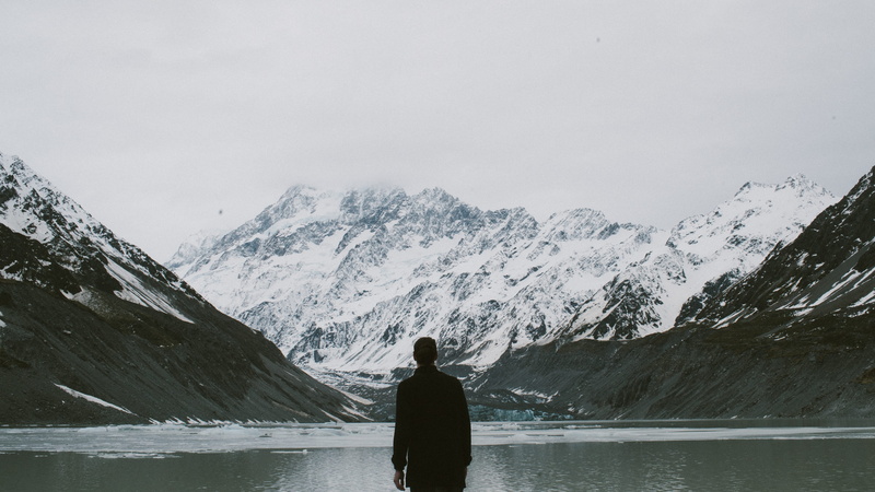 mountain range, 4K, warm clothing, looking at view, cold temperature, man, one person, mountians, outdoors, leisure activity, mountain, water, beauty in nature