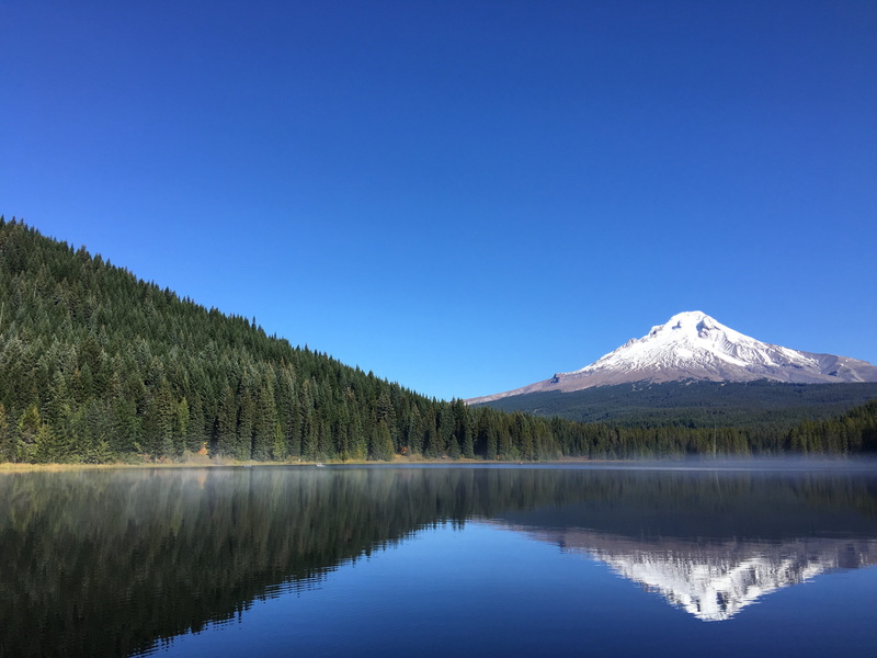 clear sky, winter, mountain peak, fog, mountain range, trees, snowcapped mountain, trillium lake, tranquility, snow, reflection, sky, mountain, plant, blue