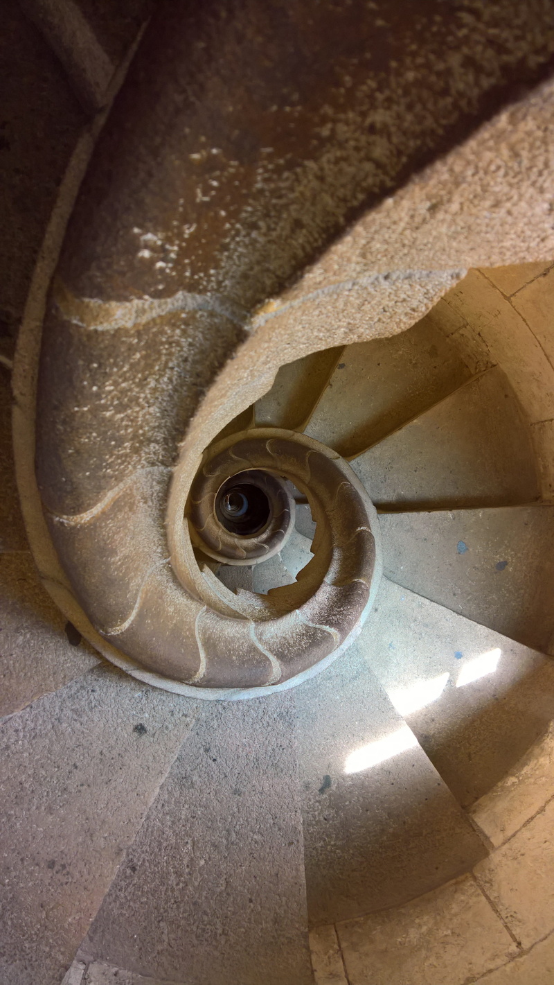 shape, nature, architecture, directly above, close-up, sagrada familia, gaudí, design, beauty in nature, metal, 5K, day, indoors, swirl, no people, spiral