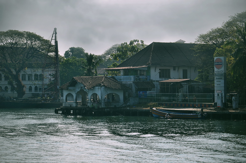 waterfront, sky, river, transportation, boat, outdoors, building, architecture, 4K, kochi, tree, plant, nature, residential district, mode of transportation