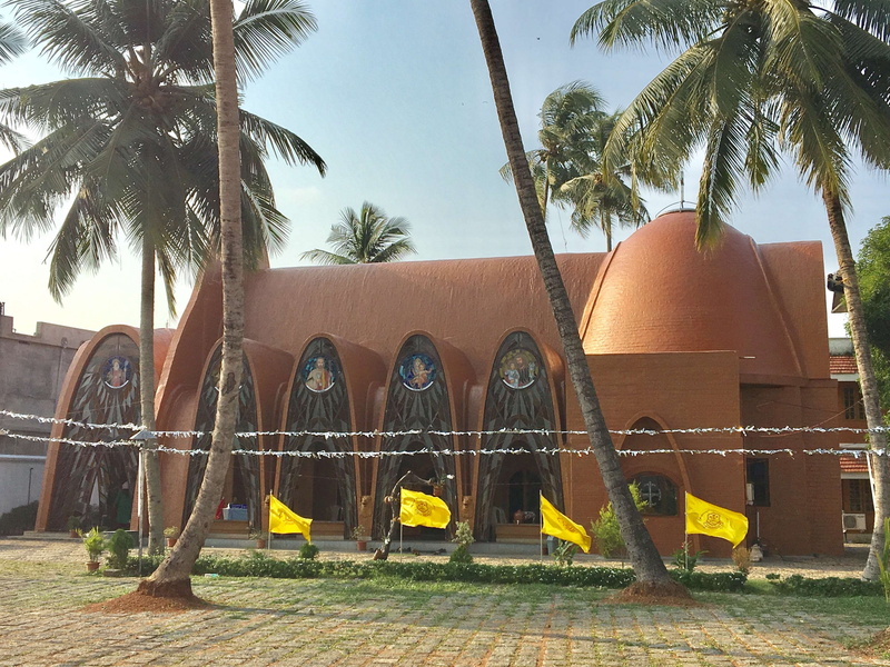 tree trunk, growth, kochi, koonan kurish, nature, coonan cross oath, india, side by side, day, tree, coonan cross, built structure, christianity, sky, independence