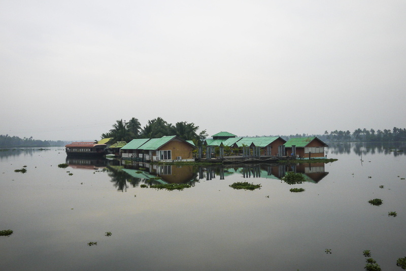 tranquility, waterfront, 2K, water, building exterior, building, sky, trees, beauty in nature, kerala, tree, houses, built structure, reflection, india