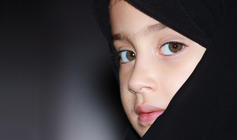 face, make-up, copy space, looking at camera, headdress, wearing, portrait, body part, beautiful woman, hijab, girl, headshot, one person, fashion, black