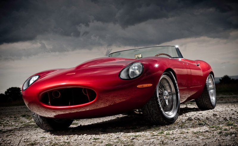 car, luxury, field, tire, cloud - sky, sports car, no people, 2K, motor vehicle, nature, non-urban scene, Eagle, land vehicle, retro styled, transportation