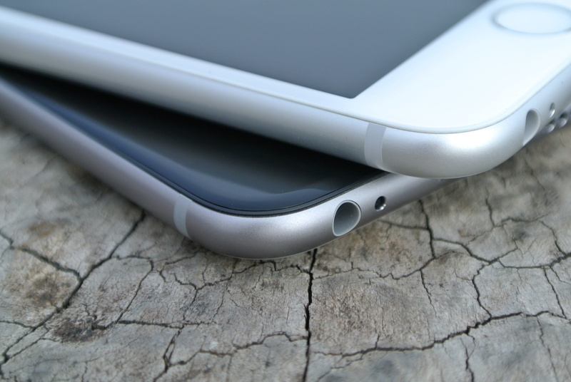 outdoors, flooring, extreme close-up, shiny, cellular, transportation, apple, smartphone, touch id, metallic, surface level, silver colored, iphone 6, clean