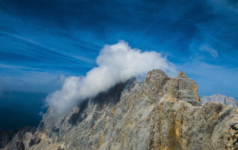 nature, mountain Range, solid, rock - Object, alpine, power in nature, Clouds, tranquil scene, outdoors, cloud - Sky, mountain Peak, Dachstein, rock, landscape