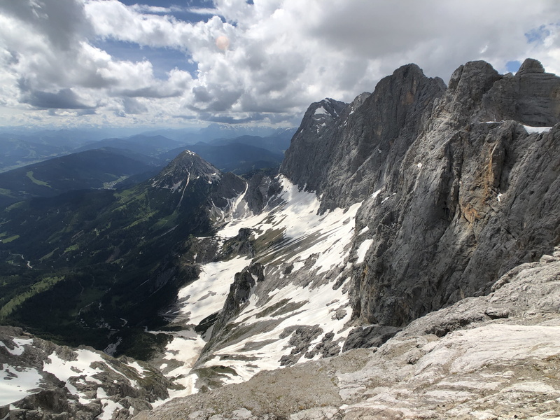 mountain range, beauty in nature, sky, dachstein, 4K, non-urban scene, nature, mountain peak, environment, rock - object, 47°2803.9" n 13°3734.5"e, mountain