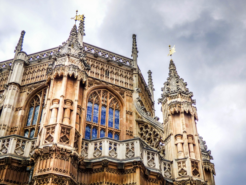 ancient, gothic, arched window, westminster, brown, built structure, historical site, building exterior, historic, 4K, city, cloud - sky, the past, clouds