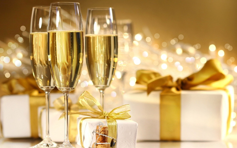 container, food and drink, table, alcohol, shiny, indoors, christmas Lights, champagne Flute, bow, box - Container, decor, event, romance, gifts, wealth